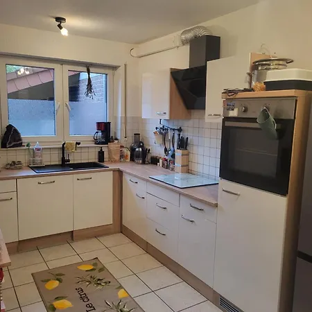 公寓 Einfamilienhaus Mit Zwei Separaten Zimmern In Spelle, Niedersachsen De