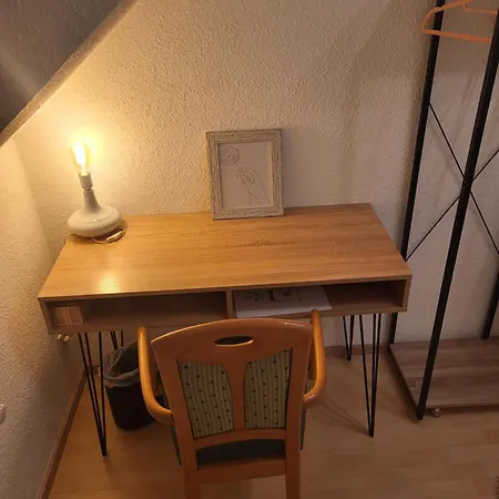 公寓 Einfamilienhaus Mit Zwei Separaten Zimmern In Spelle, Niedersachsen De *