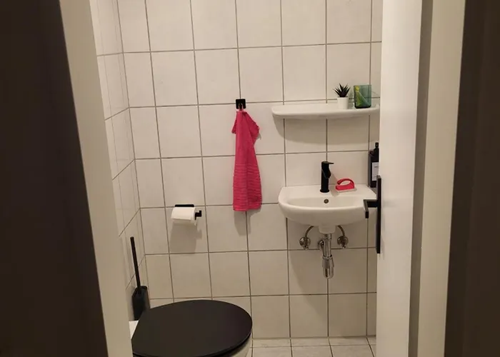 Einfamilienhaus Mit Zwei Separaten Zimmern In Spelle, Niedersachsen De